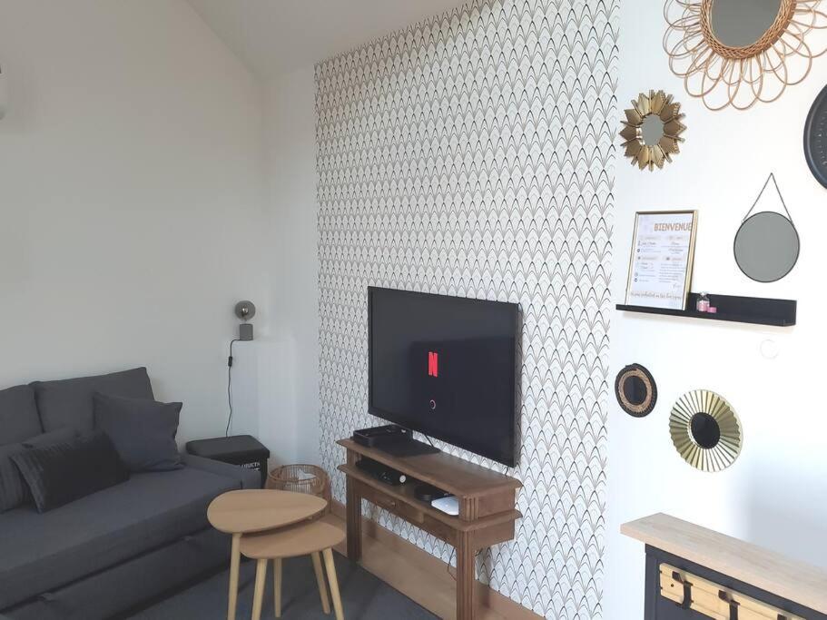 Gite Studio 4 A 6 Personnes Doué-la-Fontaine Exterior foto